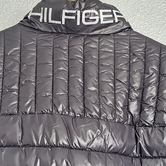 NWT Men's Insulated Two Tone Puffer Jacket by Tommy Hilfiger Size L - Picture 4 of 16